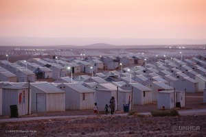 イケア、難民キャンプに明かりを届けるための寄付を募集 画像