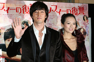 チャン・ツィイー、ハロウィンの予定は…　韓流人気俳優ソ・ジソブと仲良く登場 画像