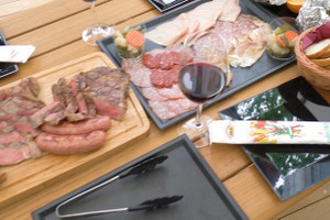 時代は“手ぶらBBQ”！ 都会で極上ワインのマリアージュを 画像