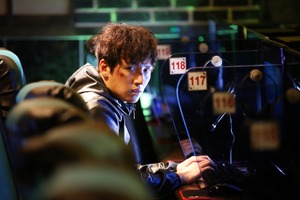 韓国イケメン俳優チ・チャンウク、映画初主演！『操作された都市』予告映像 画像