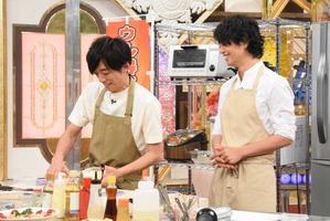 高橋一生と斎藤工がイケメンすぎる料理の腕前を披露「得する人損する人」 画像