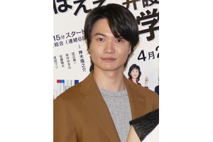 神木隆之介、ドラマ共演陣から「マイナスイオンが出ていた」と評され照れ笑い 画像