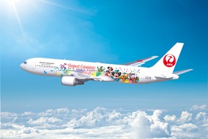 【ディズニー】ミッキー特別デザインの旅客機が就航！特別塗装機「JAL セレブレーションエクスプレス」 画像