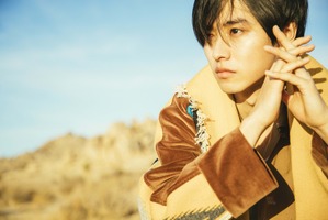 山崎賢人、LAへ！ 10年目の節目に4年ぶりの写真集発売 画像