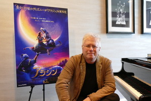 【インタビュー】名作曲家アラン・メンケンが明かす、『アラジン』主題歌誕生秘話 画像