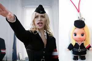 キューピー人形が“ナチス”とまさかのコラボ！　入手条件はプロパガンダ遂行 画像