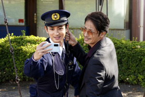 オタク警官役の古川雄大に「全オタクに見てほしい」の声、内田真礼にも注目…「極主夫道」7話 画像