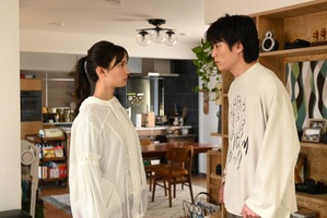 広瀬アリス“山田澪”の服装に注目集まる「パラレルなのですか？」の声も…「忍者に結婚は難しい」第1話 画像