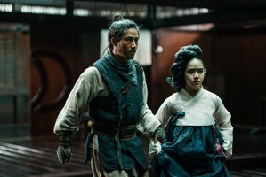 “スパイ役”オク・テギョン、迫力あるアクション披露『ハンサン』本編映像 画像