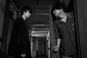 本格初共演、綾野剛＆柄本佑の対話に惹き込まれる…『花腐し』本編特別映像 画像