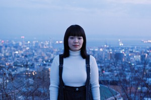 富田望生、初主演映画『港に灯がともる』製作　震災の年に神戸で生まれた女性の“心の復興”の物語 画像
