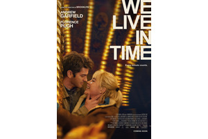フローレンス・ピューとアンドリュー・ガーフィールドが恋に落ちるA24のロマンス映画『We Live in Time』予告編 画像