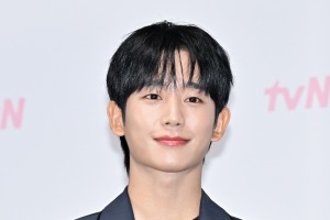 俳優チョン・ヘイン、日本ドラマの男性主人公役を前向きに検討中！“絶好調すぎる” 画像