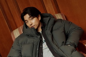 “イケおじ”俳優コン・ユ、日本でも人気のスポーツプランド「New Balance」のアンバサダーに！ 画像