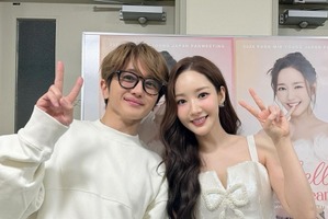 来日した女優パク・ミニョン、Nissyと並んで“ピース”。日本ファンミの舞台裏を公開【PHOTO】 画像