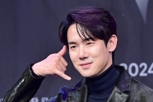 Netflix配信『その電話が鳴るとき』主演ユ・ヨンソク、9年ぶりのMBC復帰に「胸が躍る」 画像