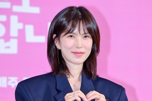 『私の夫と結婚して』共演→結婚から3カ月。女優コン・ミンジョン、妊娠をサプライズ発表！ 画像