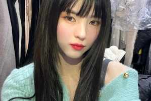 女優ハン・ソヒ、これぞ“クール系女子”のお手本だ！「羨ましすぎる」美貌にファンうっとり【PHOTO】 画像