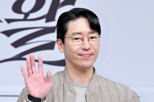 『ペントハウス』俳優オム・ギジュン、一般人女性と12月22日に挙式へ！新婚旅行は“先送り” 画像