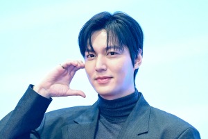 来日決定！俳優イ・ミンホ、アジアファンミーディングツアーのメインポスターを公開 画像