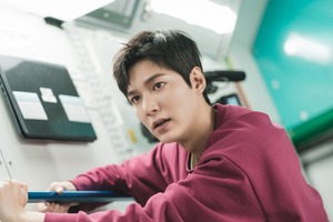 視聴率は苦戦中だが…『星がウワサするから』主演イ・ミンホに海外から熱視線！ 画像