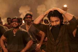 NTR Jr.が“首振りダンス”披露『デーヴァラ』本編映像＆新たなビジュアルも 画像