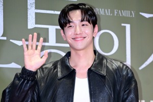 ナム・ユンスのリポスト騒動と崩れゆく信頼、“好感度No.1俳優”に何が起きたのか？ 画像