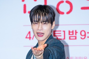 『いつかは賢いレジデント生活』でカン・ユソクが描く“レジデント1年目のリアルとは？ 画像