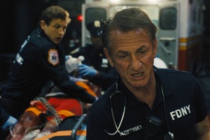 NYハーレムで救急救命隊員が直面するリアル…『アスファルト・シティ』予告編 画像