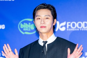 俳優パク・ソジュン、脳腫瘍患児を支援していた！家族から届いた直筆手紙に「頑張って生きようと誓う」 画像