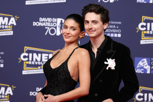 ティモシー・シャラメ、交際2年目のカイリー・ジェンナーとついにレッドカーペットデビュー 画像