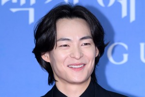 ソン・ゴニが『朝鮮弁護士カン・ハンス』で見せた感情と理性の狭間で揺れる眼差し 画像