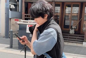 チェ・ジョンヒョプ、日本で撮られた自然体の姿…“以前と同じ場所”に出没！「飛んでいきたい」【PHOTO】 画像