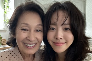 知る人は泣ける…！ハン・ジミンが『君は天国でも美しい』のオフショット大放出！【PHOTO】 画像