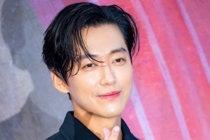 『私たちの映画』でナムグン・ミンは「苦悩する天才映画監督」をどう演じるのか 画像