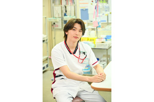INI・高塚大夢、本田翼の後輩看護師役で出演「北くんがかわいすぎて手に余るので、3人でシェアすることにしました。」 画像