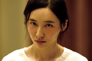 パク・ジヒョン「多くを隠すキャラクター」『秘顔-ひがん-』色香を纏う本編映像解禁 画像