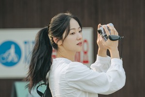 Disney+『私たちの映画』でチョン・ヨビンが魅せる透明な女優の物語 画像