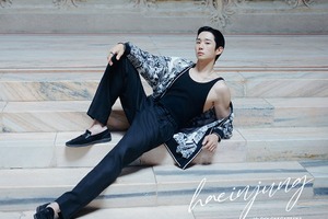 チョン・ヘイン、イタリアで切り取られた気高き美しさ…スタッフたちへの“神対応”も話題【PHOTO】 画像