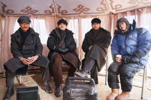 ヒョンビン＆パク・ジョンミン＆チョ・ウジン、“同志たち”も熱く語る『ハルビン』特別映像 画像