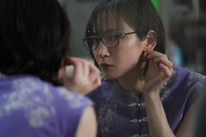 吉岡里帆『九龍ジェネリックロマンス』で1人2役を演じ分け「その場で生まれる本当の感情を大切にしながら」 画像