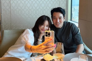 俳優チュ・サンウク、バースデーソングを歌う愛妻家ぶり！夫婦仲の睦まじさが「素敵すぎる」【PHOTO】 画像