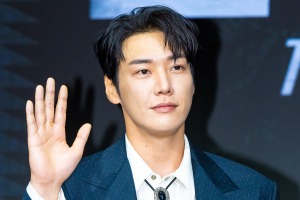 Netflix『トリガー』でキム・ヨングァンが魅せる闇のブローカーという深淵 画像