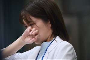 「涙出てくる」終末期患者と家族に寄り添う小芝風花“滝野”と見守る松本潤“徳重”に共感の声上がる…「19番目のカルテ」6話 画像