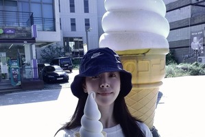 『イ・サン』女優ハン・ジミン、休憩中の“ささやかな幸せ”に反響「めっちゃかわいい」【PHOTO】 画像