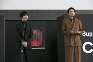 松村北斗「幸せに楽しめています」奥山由之監督と釜山国際映画祭野外グリーティングに登壇 画像