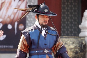 『トンイ』を骨太に仕切るソ・ヨンギが下した「決断」 画像