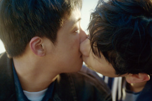 もしも彼に想いを告げていたら…3つの人生の場面写真『あの時、愛を伝えられなかった僕の、３つの“もしも”の世界。』 画像