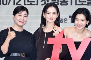 『ジョンニョン』『私の完璧な秘書』出演女優が電撃結婚!!キム・ユネが花嫁に!! 画像