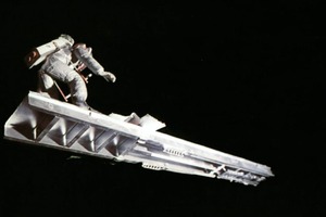 『2001年宇宙の旅』のアンサーにして、『エイリアン』の元となった、ジョン・カーペンター監督デビュー作『ダーク・スター』予告編 画像